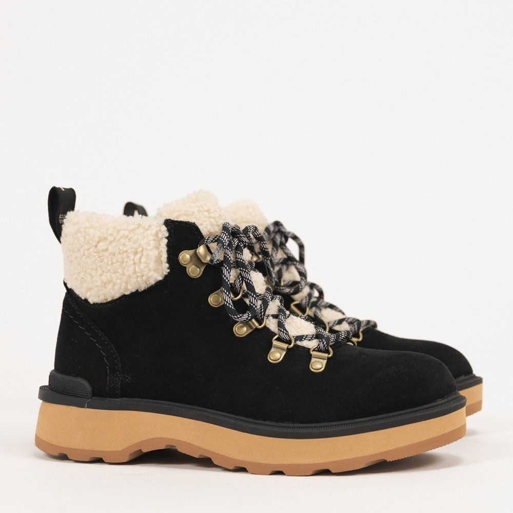 Sorel Black Suede Lace-Up Boots with Tan Sole and Cream Faux-Shearling Collar